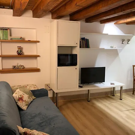 Ninette Home-2